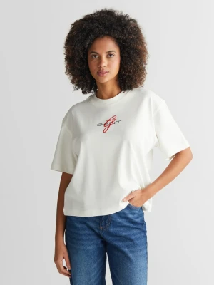 Damski kremowy t-shirt z okrągłym dekoltem i logo GANT