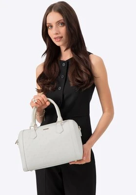 Damski kuferek z imitacji skóry w sygnaturę złamana biel Wittchen