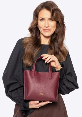 Damski kuferek ze skóry na zamek bordowy Wittchen