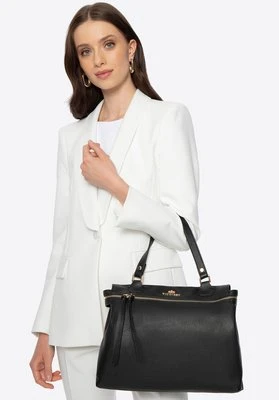 Damski kuferek ze skóry naturalnej czarno - złoty Wittchen