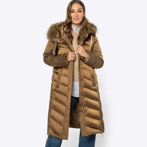 Zdjęcie produktu Damski płaszcz puchowy pikowany z nylonu złoty Wittchen