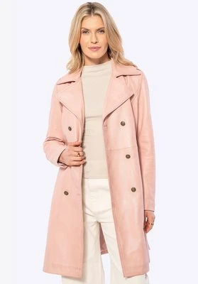 Damski płaszcz ze skóry owczej różowy Wittchen