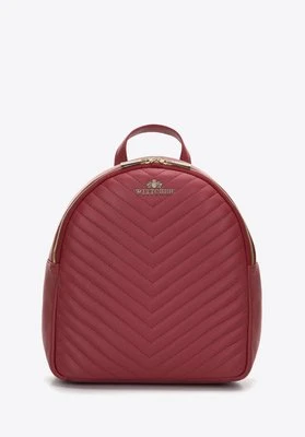 Damski plecak skórzany ukośnie pikowany czerwony Wittchen