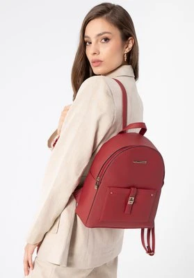 Damski plecak z kieszenią z przodu czerwony Wittchen