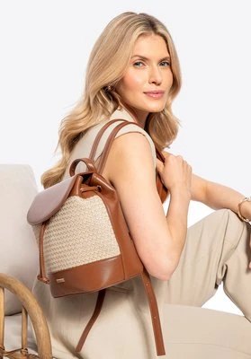 Damski plecak z plecionki brązowo - beżowy Wittchen