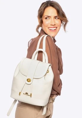 Damski plecak ze skóry z troczkami kremowy Wittchen