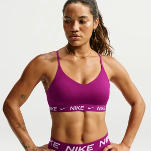 Damski regulowany stanik sportowy z wkładkami Nike Indy Light Support - Czerwony