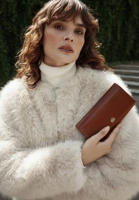 Damski skórzany portfel z herbem poziomy jasny brąz Wittchen