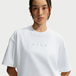 Damski T-shirt o skróconym kroju oversize Nike - Biel