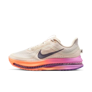 Damskie buty do biegania po asfalcie Nike Pegasus Premium - Biel