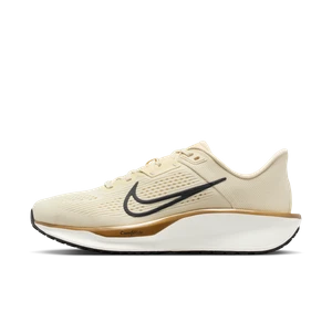 Damskie buty do biegania po asfalcie Nike Quest 6 - Brązowy