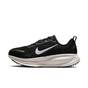 Damskie buty do biegania po asfalcie Nike Vomero 18 (bardzo szerokie) - Czerń