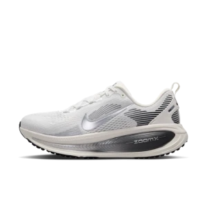Damskie buty do biegania po asfalcie Nike Vomero 18 - Biel