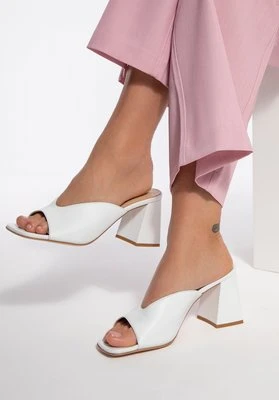 Damskie klapki na słupku ze skóry naturalnej białe Wittchen