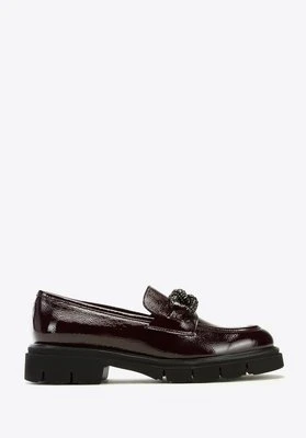 Damskie mokasyny skórzane z łańcuchem z kryształków bordowe Wittchen