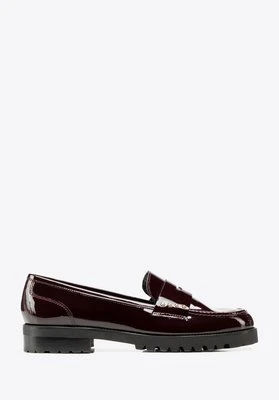 Damskie mokasyny ze skóry lakierowanej z dżetami bordowe Wittchen