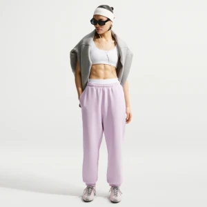Damskie oversizowe spodnie z wysokim stanem i ściągaczami Nike Studio Fleece Medium Weight - Fiolet