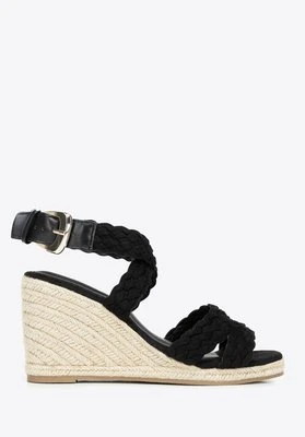 Damskie sandały na koturnie w plecione paski czarne Wittchen