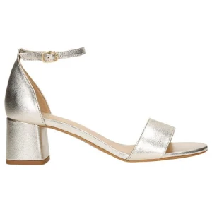 Delikatne sandały damskie w kolorze złotym 76051-58 Wojas