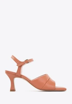 Damskie sandały skórzane klasyczne na szpilce brązowe Wittchen