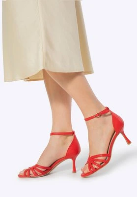 Damskie sandały ze skóry na szpilce czerwone Wittchen