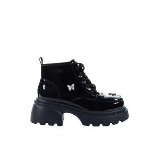 Damskie skórzane lakierowane czarne botki GOE SS2N4102