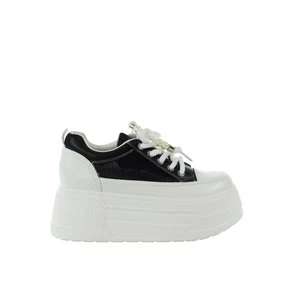 Damskie skórzane trampki czarne na platformie GOE TT2N4066