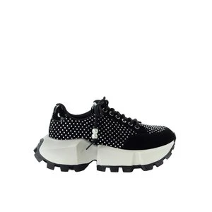 Damskie sneakersy skórzane czarne z aplikacją GOE TT2N4029