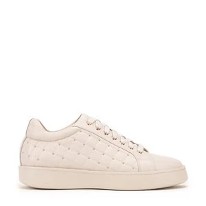Damskie sneakersy skórzane z pikowaną cholewką kremowe Wittchen