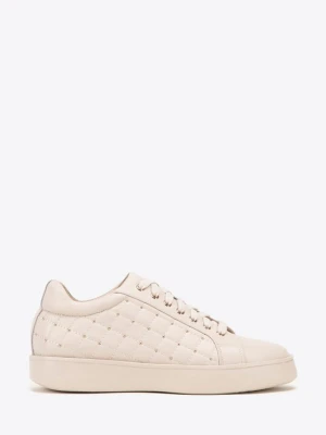 Damskie sneakersy skórzane z pikowaną cholewką kremowe Wittchen kremowy