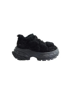 Damskie sneakersy z imitacją futra czarne GOE UU2N4018