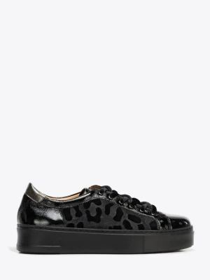 Damskie sneakersy ze skóry naturalnej w motyw panterki czarne Wittchen