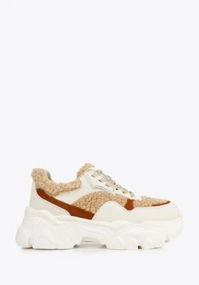 Damskie sneakersy ze sztucznym futrem biało-beżowe Wittchen