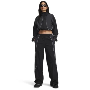 Damskie spodnie sportowe Under Armour Unstoppable Wvn Wind Pnt - czarne