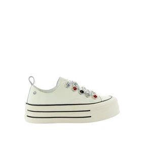 Damskie trampki z ozdobnymi oczkami białe GOE TT2N4072