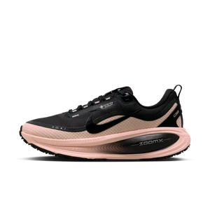 Damskie wodoszczelne buty do biegania po asfalcie z akcentami o designie odbijającym światło Nike Vomero 18 GORE-TEX - Czerń