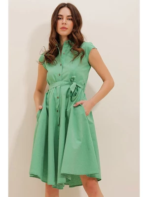 Defile Sukienka w kolorze zielonym rozmiar: L