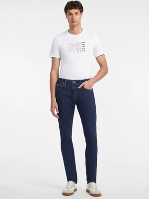 Denimowe Spodnie Ze Średnim Stanem Fason Skinny Model G12 Guess