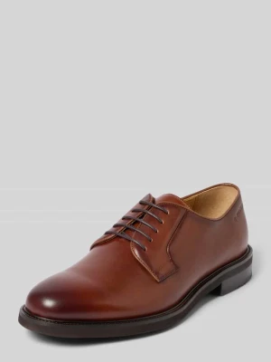 Derby ze skóry z wytłaczanym logo model 'UMMO' CG - Club of Gents Koniakowy