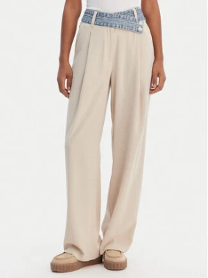 Desigual Spodnie materiałowe 26SWPW28 Beżowy Regular Fit