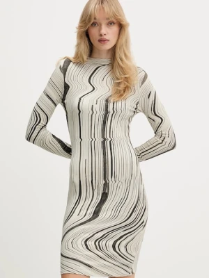 Desigual sukienka CHIARA kolor zielony mini dopasowana 25WWVK35