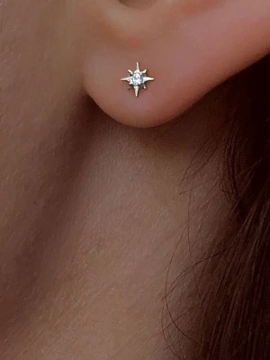 DIA DIAMONDS Srebrne kolczyki-wkrętki z diamentami rozmiar: onesize
