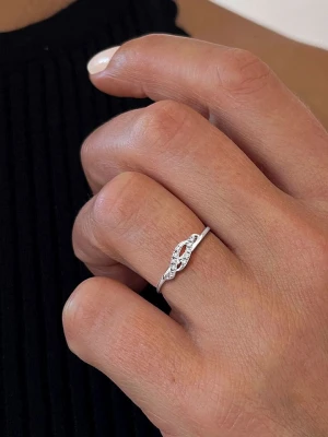 DIA DIAMONDS Srebrny pierścionek z diamentami rozmiar: 52