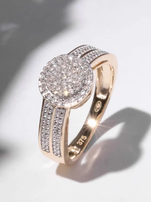 DIAMOND & CO Złoty pierścionek "First Love" z diamentami rozmiar: 56
