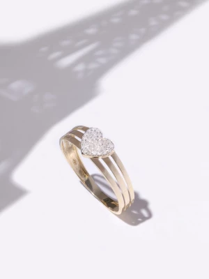 DIAMOND & CO Złoty pierścionek "Gravé dans mon Ceour" z diamentami rozmiar: 56