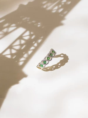 DIAMOND & CO Złoty pierścionek "Green Tarlac" z diamentami rozmiar: 50