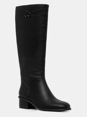 Dkny kozaki Manda damskie kolor czarny na słupku K3533943