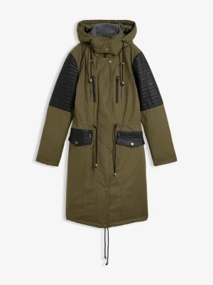 Długa parka z wstawkami ze sztucznej skóry BonPrix zielony