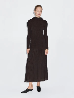 Długa Plisowana Elastyczna Sukienka - Brązowy - - Massimo Dutti - Kobieta