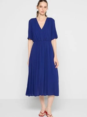 Długa sukienka Armani Exchange